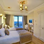 Yilsam Sultanahmet Hotel 4*